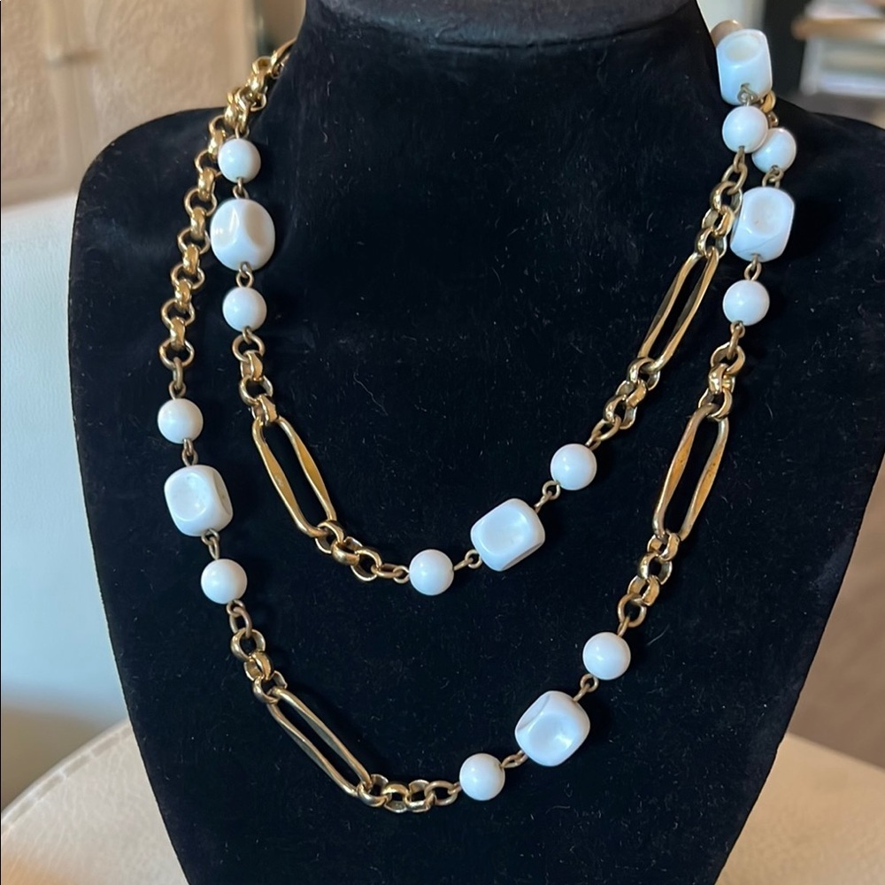 Elegant Gold and White Necklace